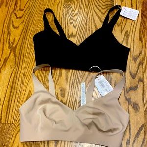 Lululemon pair of Like Nothing bra 34 C